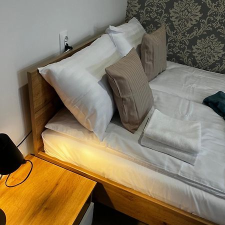 Apartamenty Dbrw Jezyce Poznaň Exteriér fotografie