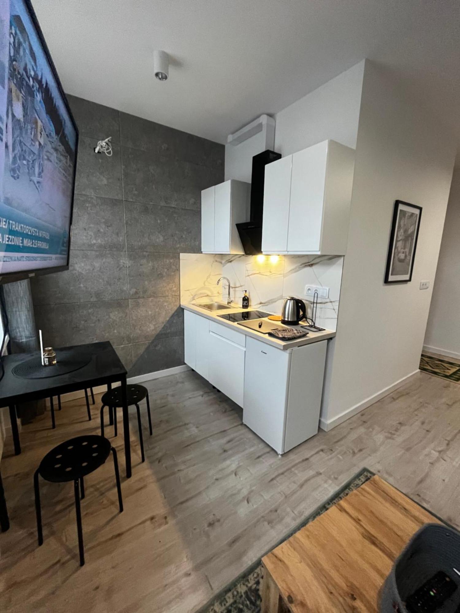 Apartamenty Dbrw Jezyce Poznaň Exteriér fotografie